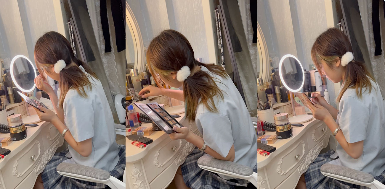 广东双马尾极品少女【王丽】被金主重金包养，JK短裙翘臀后入粗大肉棒狂插嫩穴